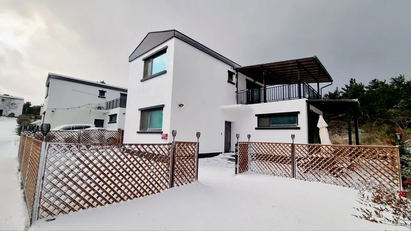 [Hallim, Jeju] #Two living rooms, bedrooms, and bathrooms #A two-story house spacious enough for two families #Dogs allowed 26