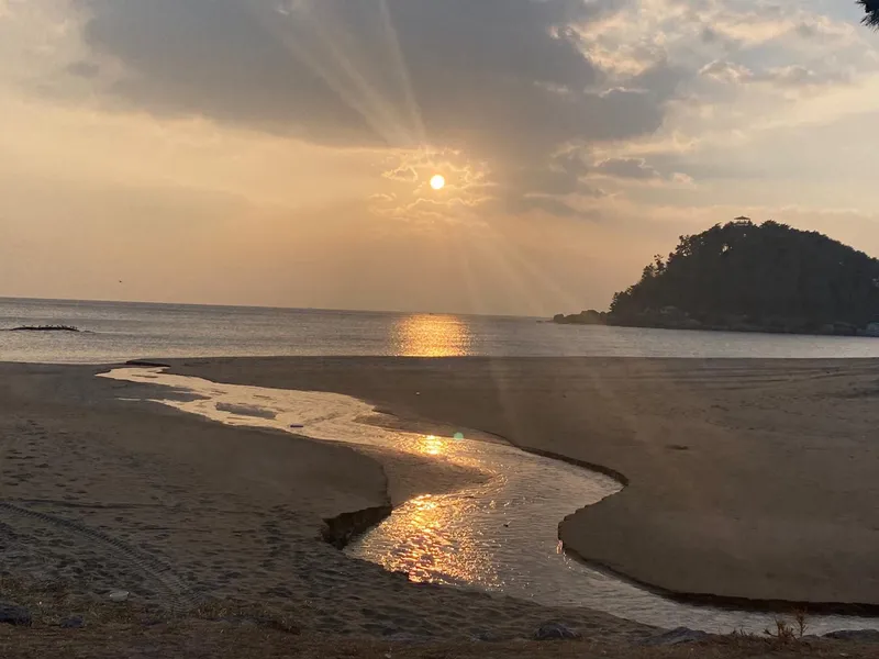 [Yangyang] The best sea view at sunrise. 15 minutes from Hyeonnam IC 27
