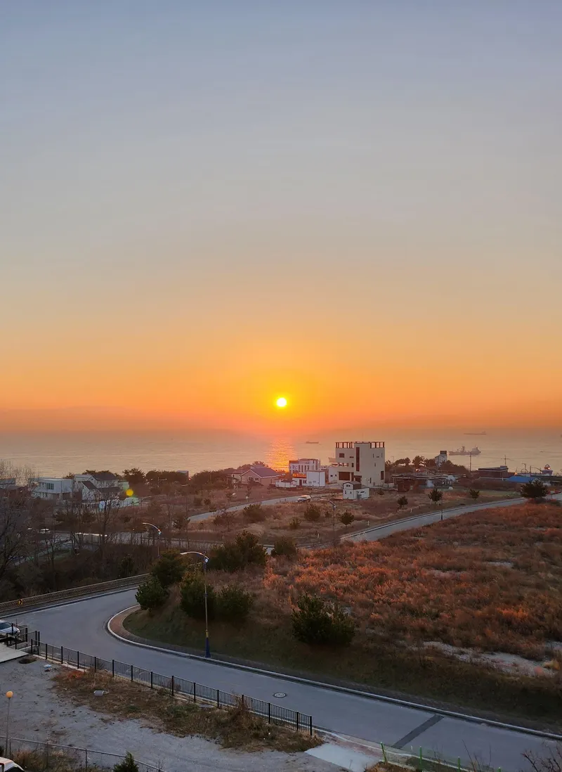 [Donghae] 10 min walk to Mukho Lighthouse #Emotional Accommodation #Ocean View #Sunrise View #Quiet Neighborhood 25