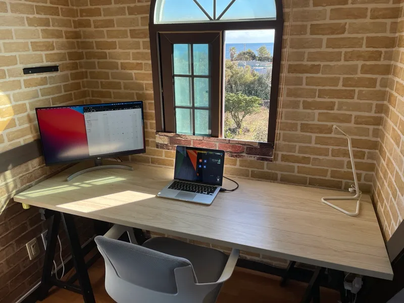 [Seongsan, Seogwipo] 1 minute walk to the sea, lawn, duplex B with large desk 2