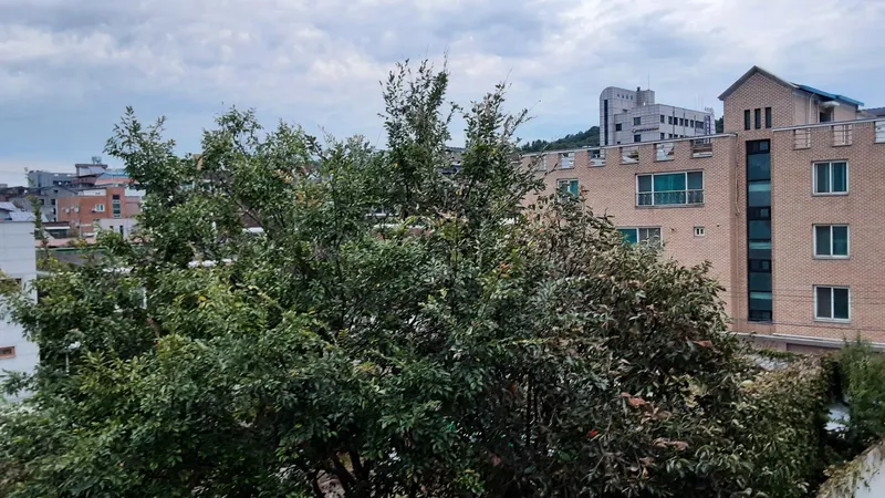 [전북 전주] 3룸/2화장실 (4층) 한옥마을접근성 좋고 넓고 환풍 잘되는숙소 90