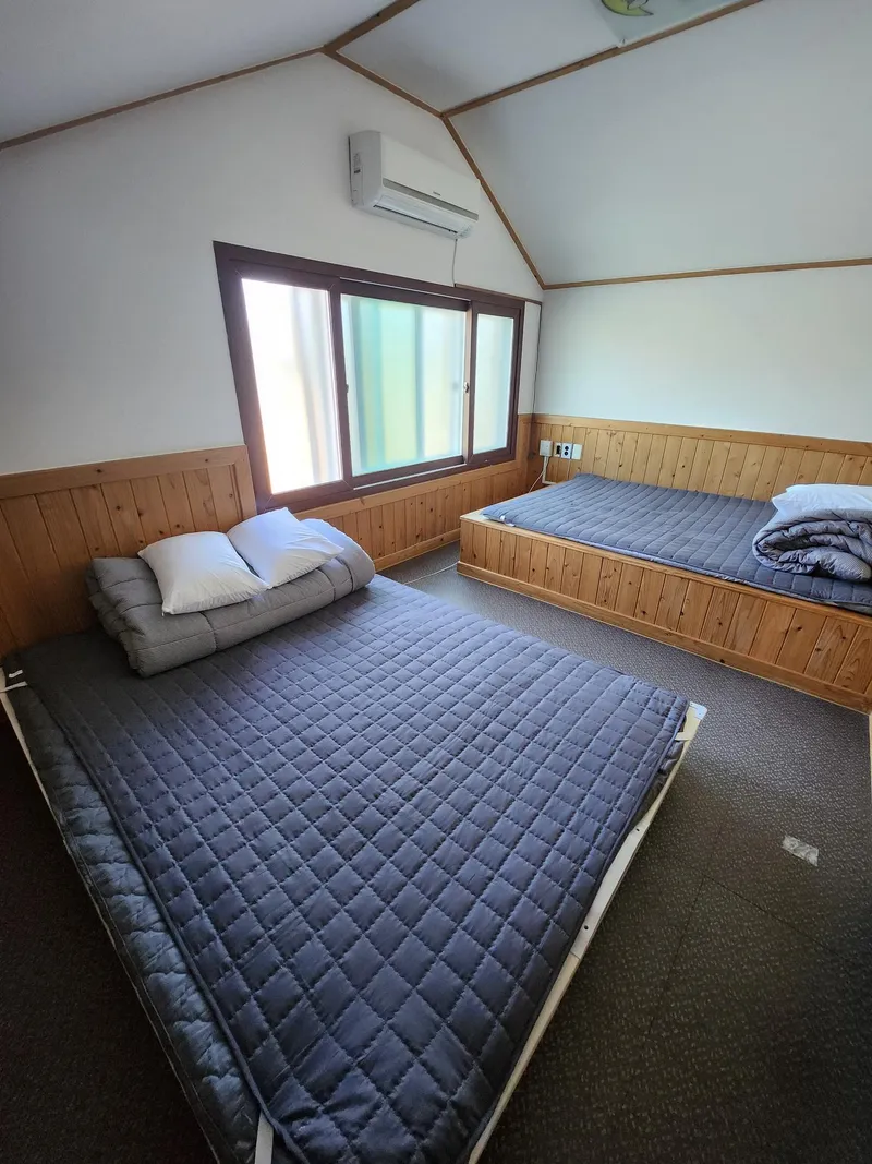 [Sacheon] A quiet village with a sea view and a duplex structure pension 8