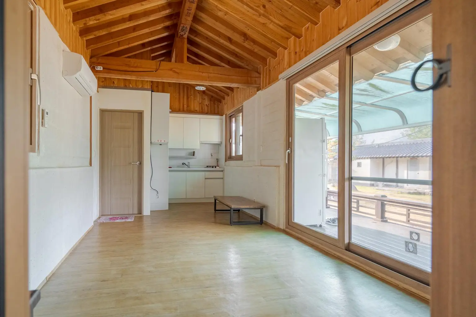 Gyeongbuk Yeongju forest retreat & with a yard & countryside stay Entire House 1BR & sleeps 4 Baekhap-dong, a mountain pension in Sobaeksan National Park Cover Photo