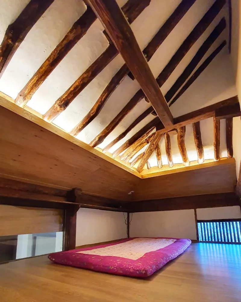[Gangneung] 3-room Hanok detached house with a 100-pyeong wide yard 68