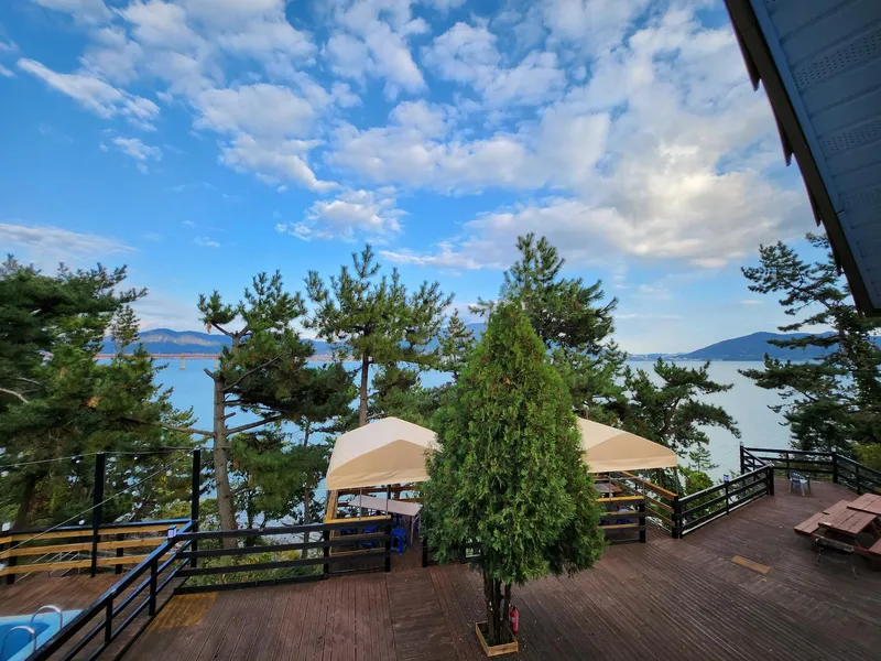 [Sacheon] A quiet village with a sea view and a duplex structure pension 13