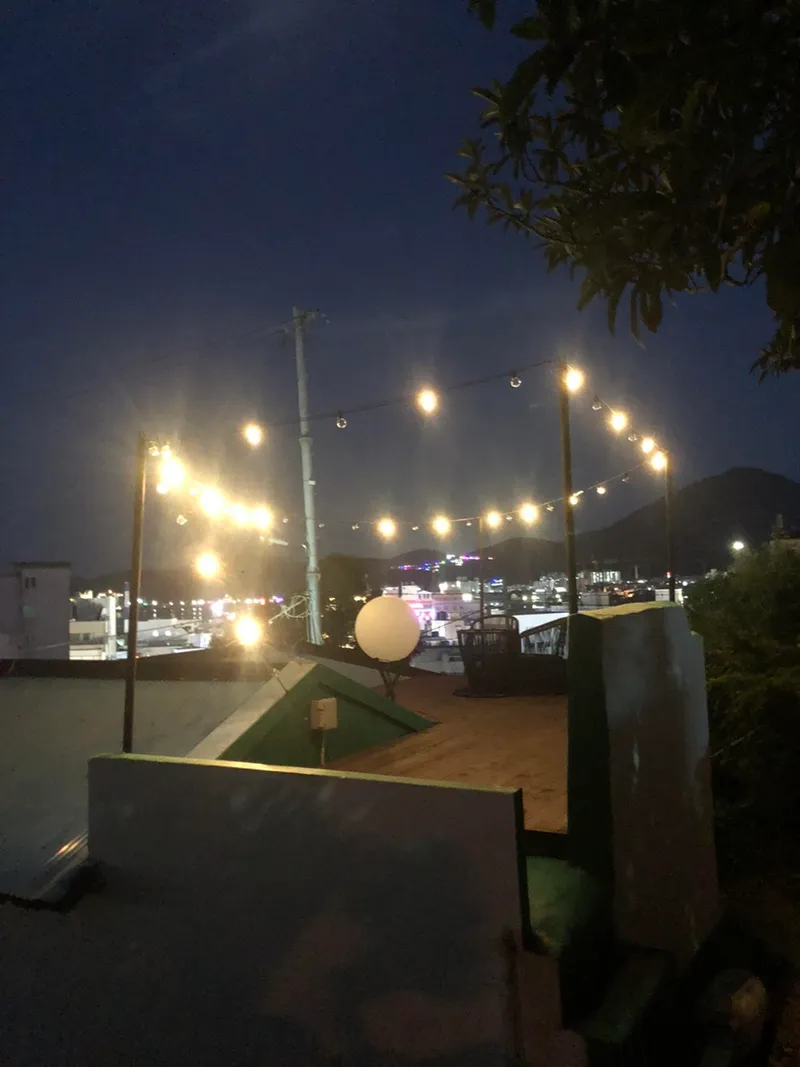 [Tongyeong] Ocean view Gangguan view Seopirang Park rooftop and independent house with sculpture yard 6