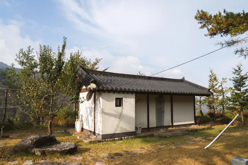 [경북 영주] 소백산국립공원 안 산속 펜션 목련동 16