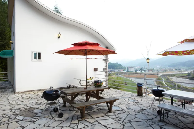[Pyeongchang] Picasso Room (duplex) at Bongpyeong Healing House with a view 21