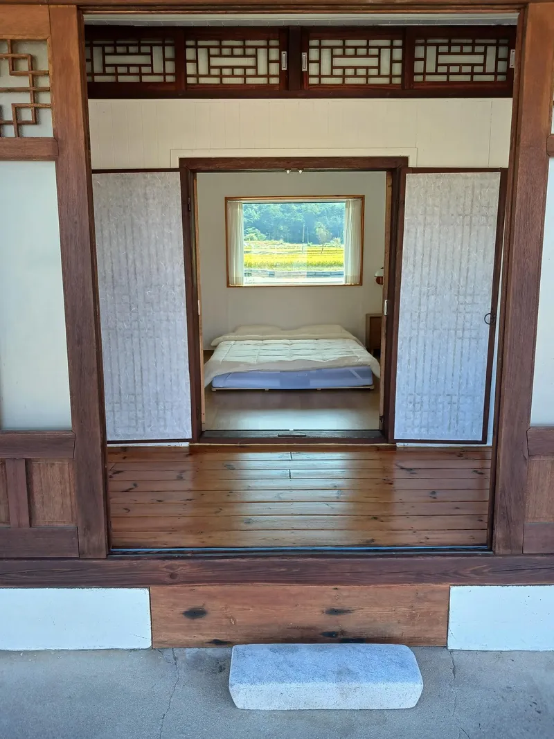 [충남 공주] 계룡산뷰#넓은 잔디마당 #투룸 독채#시골 감성#촌캉스 10
