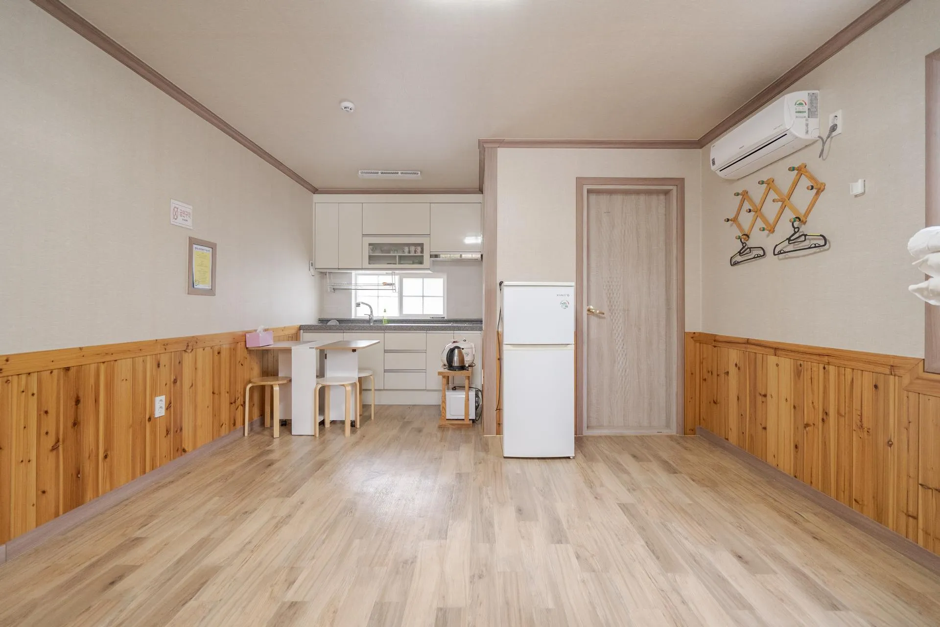 Punggi-eup Forest One-Bedroom Cottage