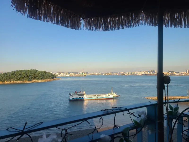 [Yeongjong, Incheon] Bt House (Love Yeongjong) Living for a Week #Netflix #Free Parking #King Bed #Dryer 32