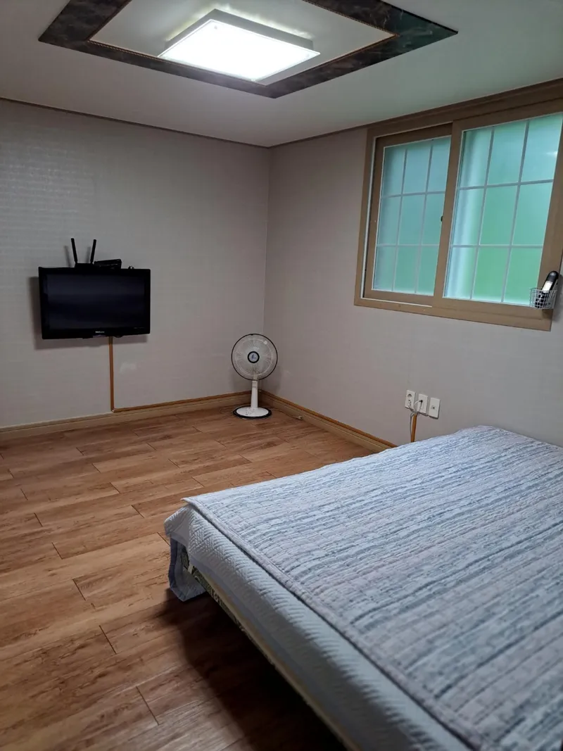 [Tongyeong] Ocean View 12 Pyeong Separate One Room Pension D (302) 6