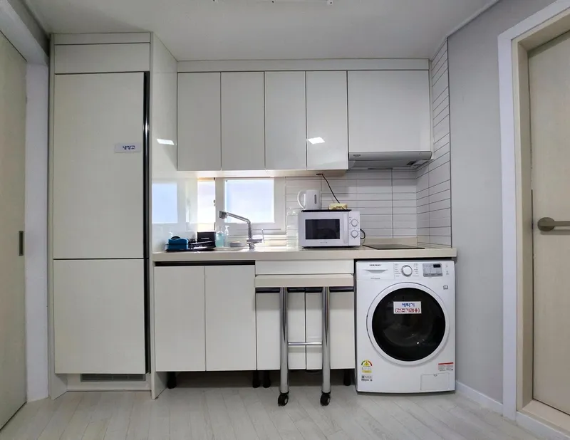 [Eunpyeong, Seoul] 23 years old white newly built detached one-room apartment in Yeonsinnae-yeok district, full option parking 16