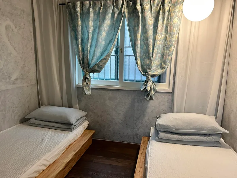 [Gangnam, Seoul] Gam House, 3 minutes from Hakdong Station Exit 1 45