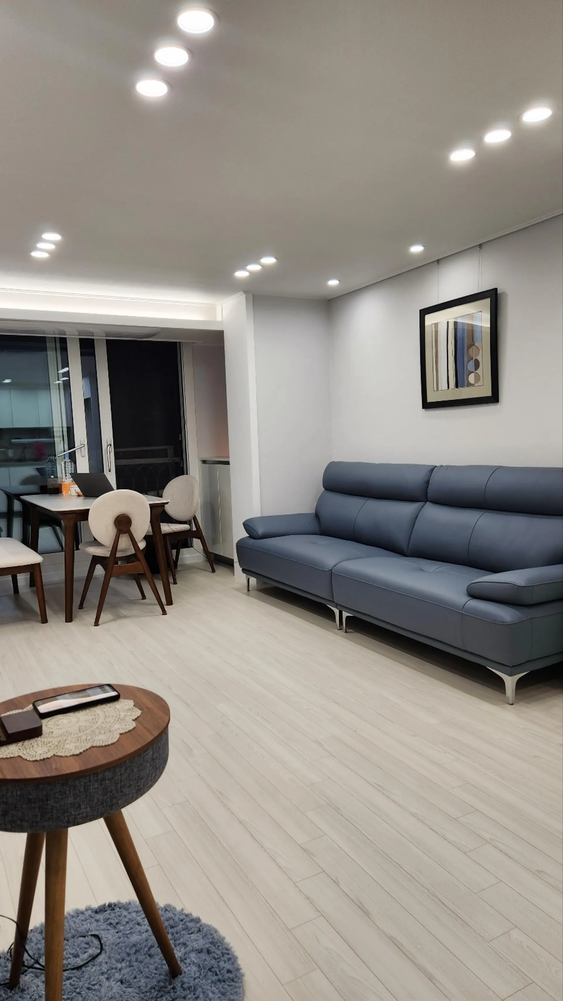 Sacheon-myeon Remodeled Three-Bedroom Apartment