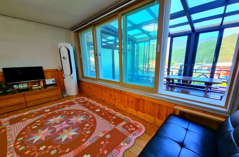 [Muju] Family unit independent pension with 4-person detached one-room in front of Gucheon-dong Valley #Morning Dew 12