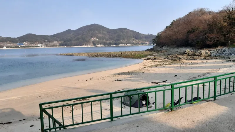 [경남 남해] 바닷가 조용한 원룸민박(반려동물) 7