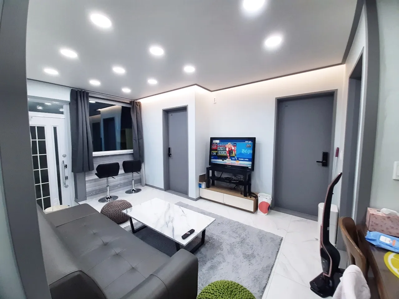 Share House in Yeonje, Busan — 13m², sleeps 2
