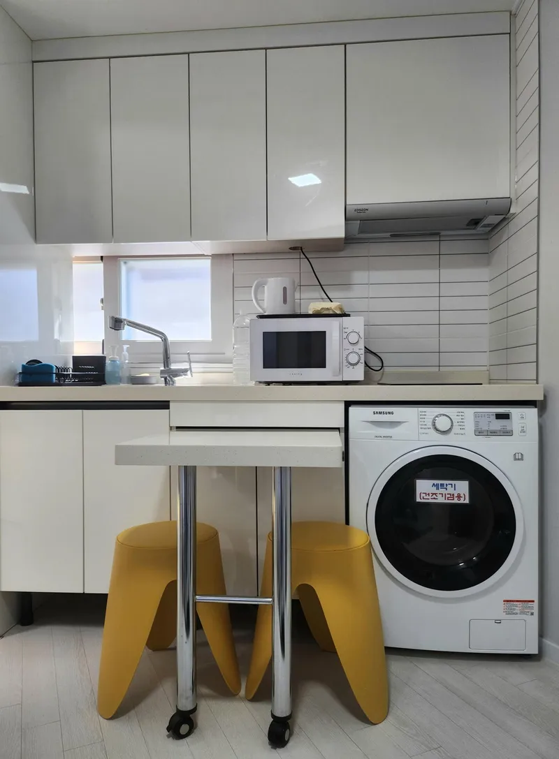 [Eunpyeong, Seoul] 23 years old white newly built detached one-room apartment in Yeonsinnae-yeok district, full option parking 15