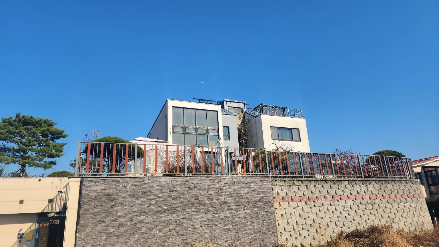 Gyeonggi Yongin Sky Hills Country House 1st floor - main image
