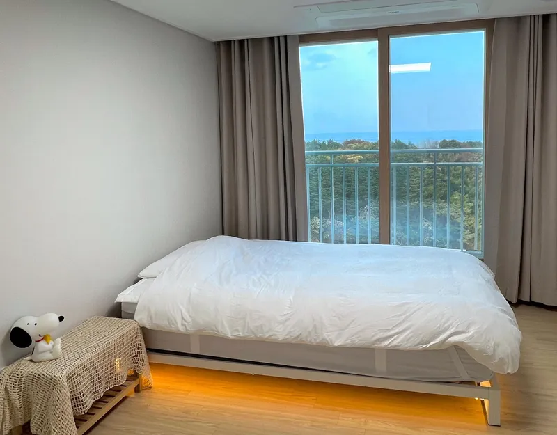 [Gangneung] Full ocean view from all rooms, 35 pyeong, 3 rooms/8 people/2-minute walk to the sea 18