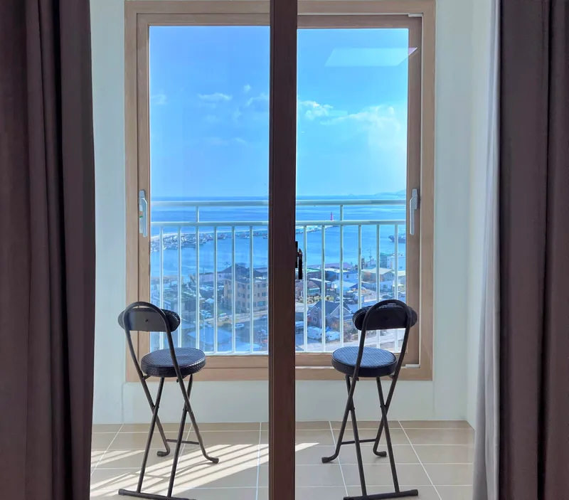 [Gangneung] Full ocean view from all rooms, 35 pyeong, 3 rooms/8 people/2-minute walk to the sea 11