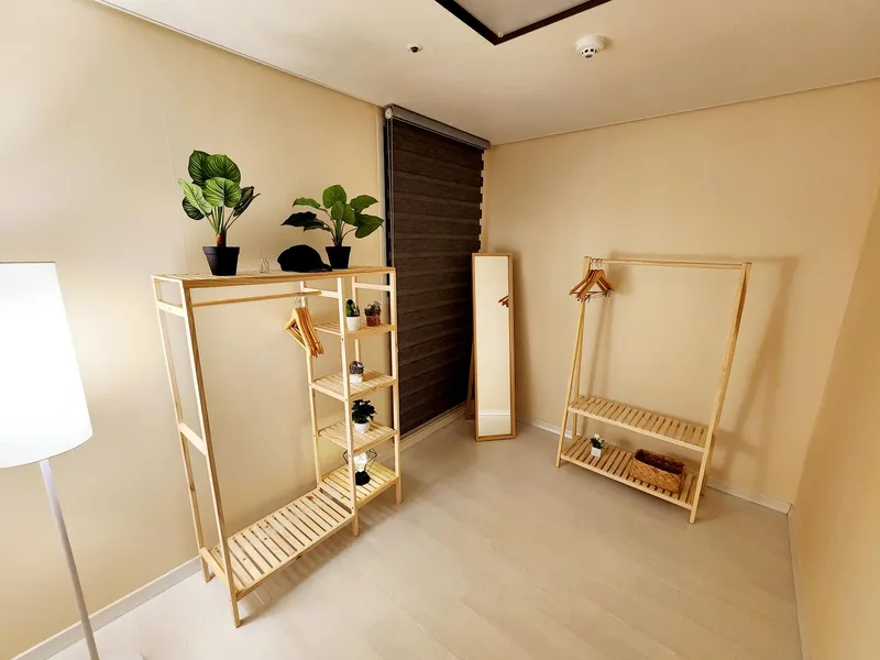 [Michuhol, Incheon] Jemulpo, Dohwa Station area 27 pyeong apartment Netflix 15
