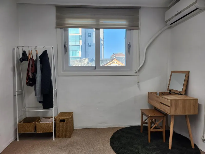 [Jongno, Seoul][Seoul Seochon] Adamchae 2nd floor, 5 minutes walk from the station 4