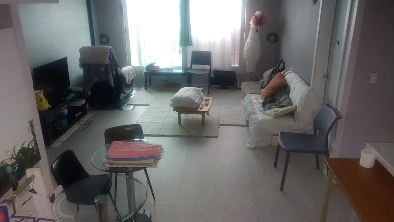 [Uijeongbu][Uijeongbu Station] 3-Room Apartment with Massage Chair and 6th Floor View 10