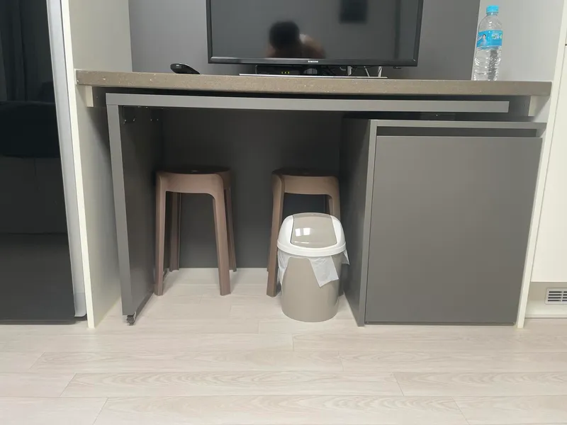 [Seocho, Seoul] Bangbang Intersection Fully Furnished Officetel, 11th Floor 12