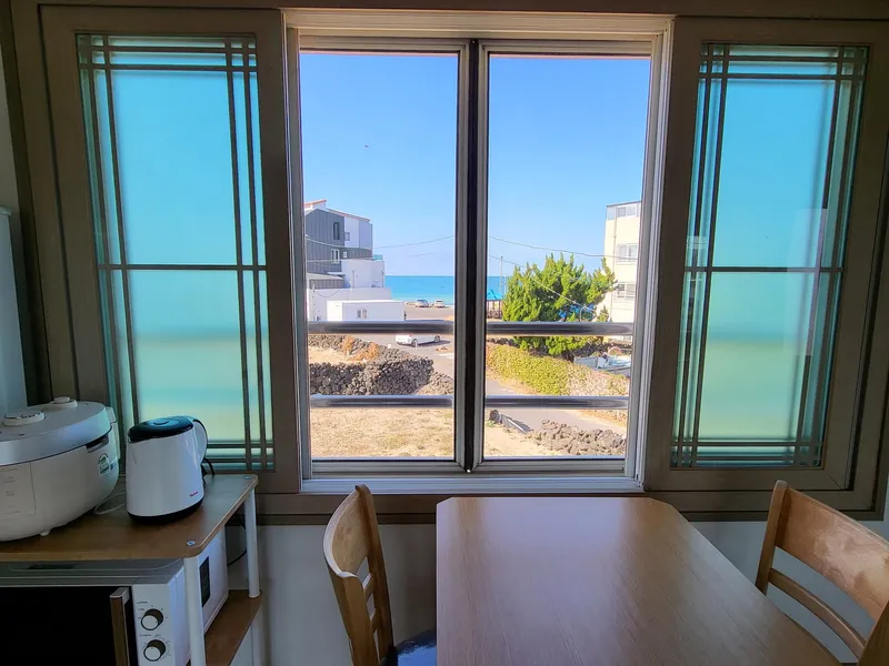 [Hallim, Jeju][Jeju Hyeopjae] Ocean view single-family home in front of Hyeopjae Port #2nd floor only 9