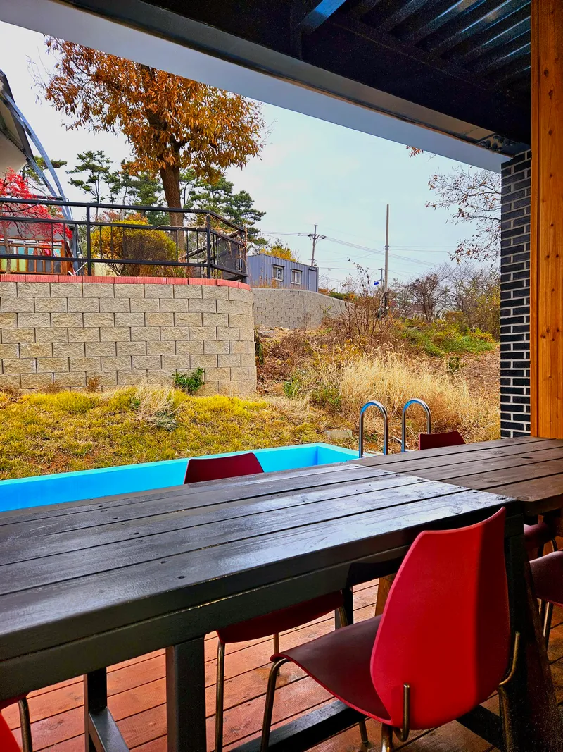 [Ansan] Daebudo Private 2-story detached hot spring pool pension 4
