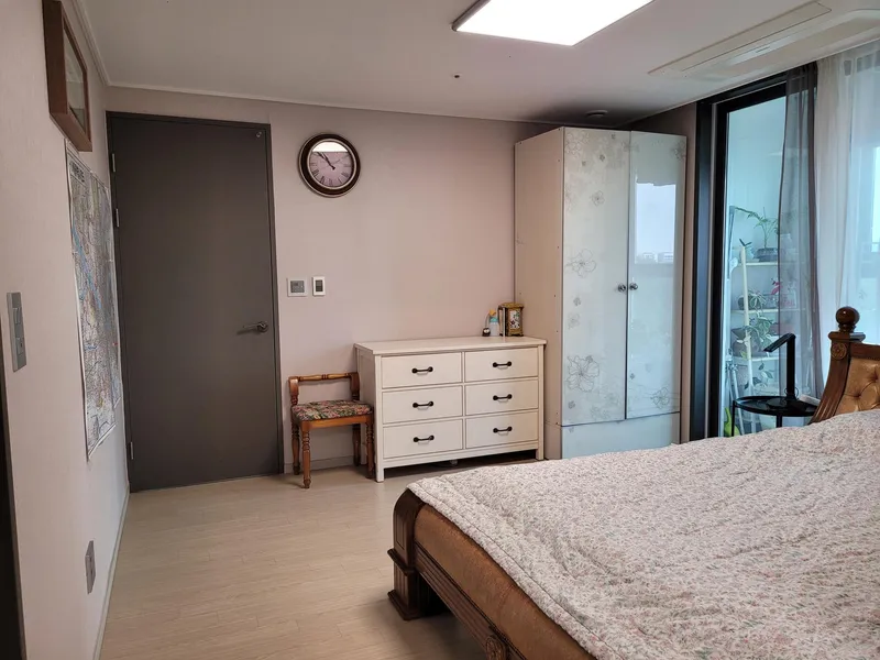 [Gangdong, Seoul] Newly built three-room apartment with forest view, 13th floor 12