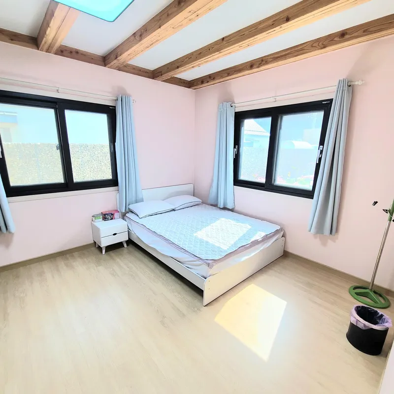 [Yangyang] Jumunjin, 5 minutes from the beach, 350 pyeong building, 50 pyeong 2nd floor detached house 26