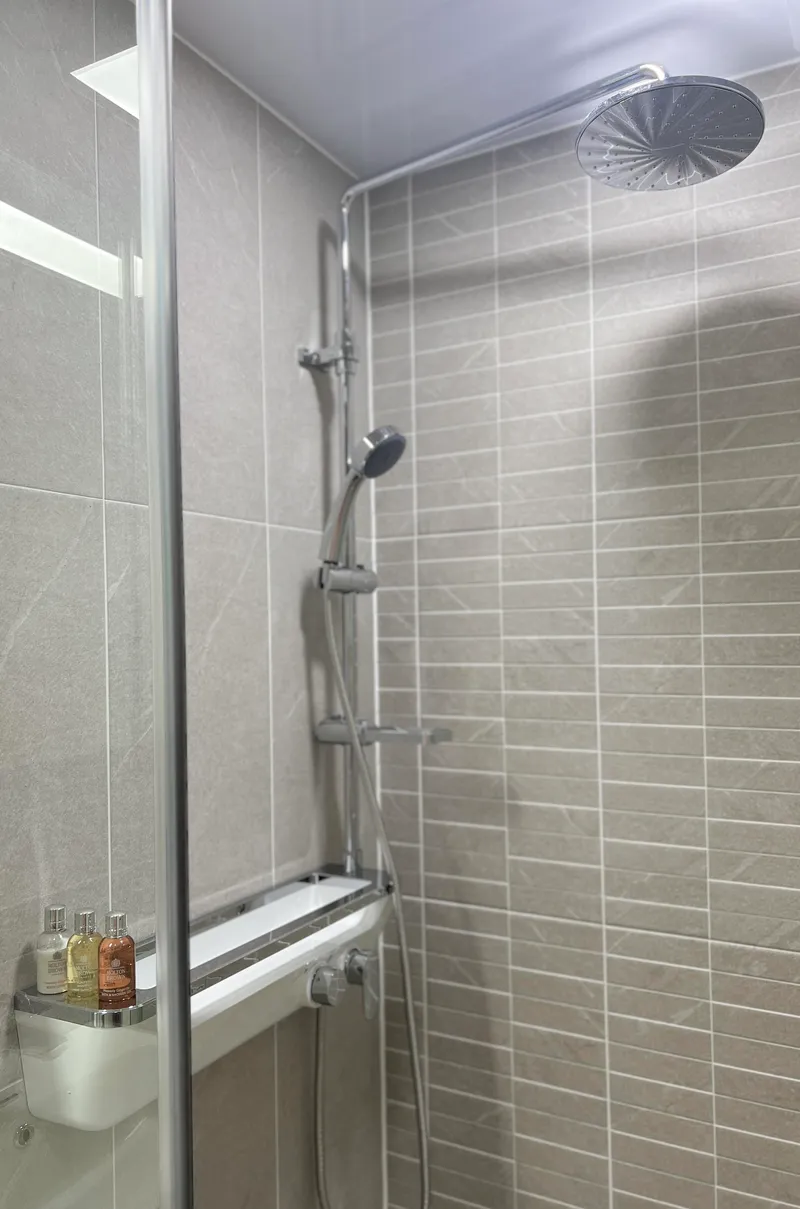 [Gangneung] Full ocean view from all rooms, 35 pyeong, 3 rooms/8 people/2-minute walk to the sea 38