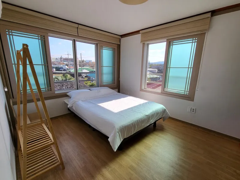 [Hallim, Jeju][Jeju Hyeopjae] Ocean view single-family home in front of Hyeopjae Port #2nd floor only 3