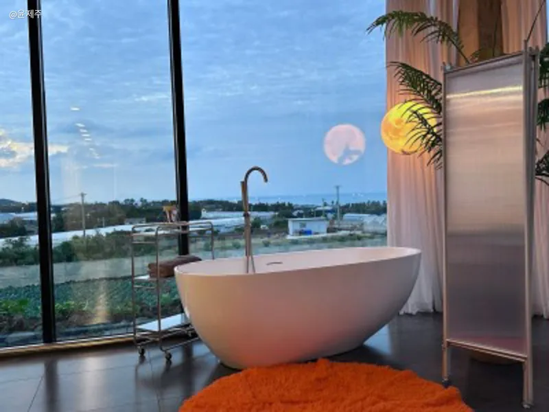 [Aewol, Jeju] Private space with a view of the sea and Mt. Halla in the West Village, pets allowed 25