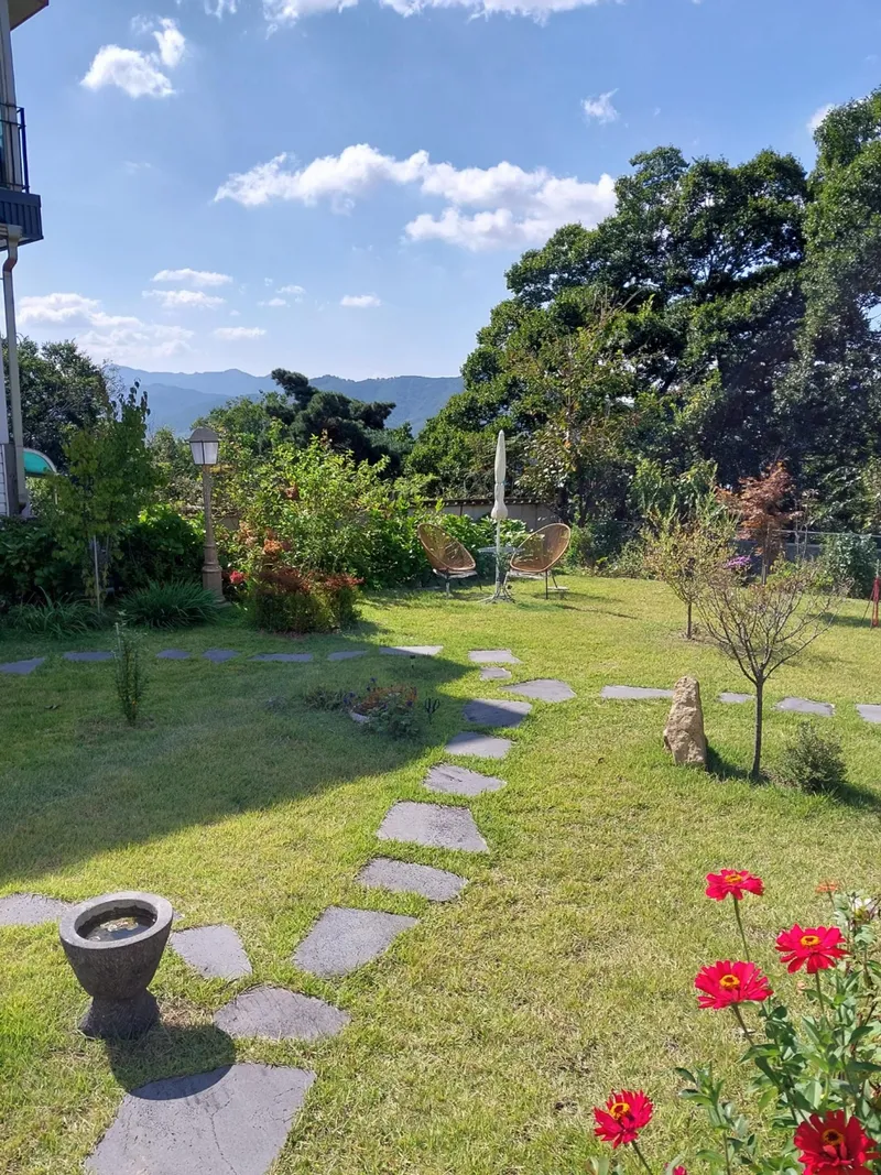 [Miryang] 140 pyeong wide independent yard in Mountain View, all fenced detached house #Dogs allowed 15