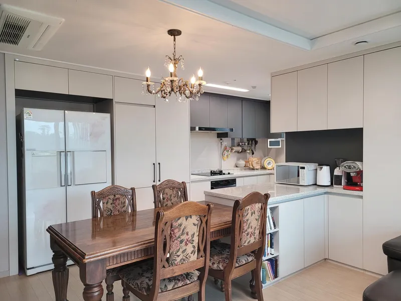 [Gangdong, Seoul] Newly built three-room apartment with forest view, 13th floor 5