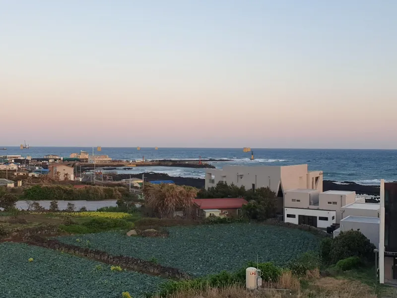 [Hallim, Jeju] (Aewol/Hanlim) The sea is a 5-minute walk away #OceanView #FieldWallView #4thFloorTwoRoomApartment #FootPedestrian~ 56