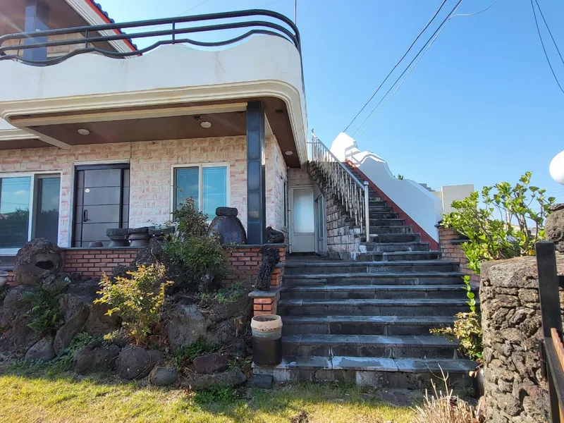 [Hallim, Jeju][Jeju Hyeopjae] Ocean view single-family home in front of Hyeopjae Port #2nd floor only 14