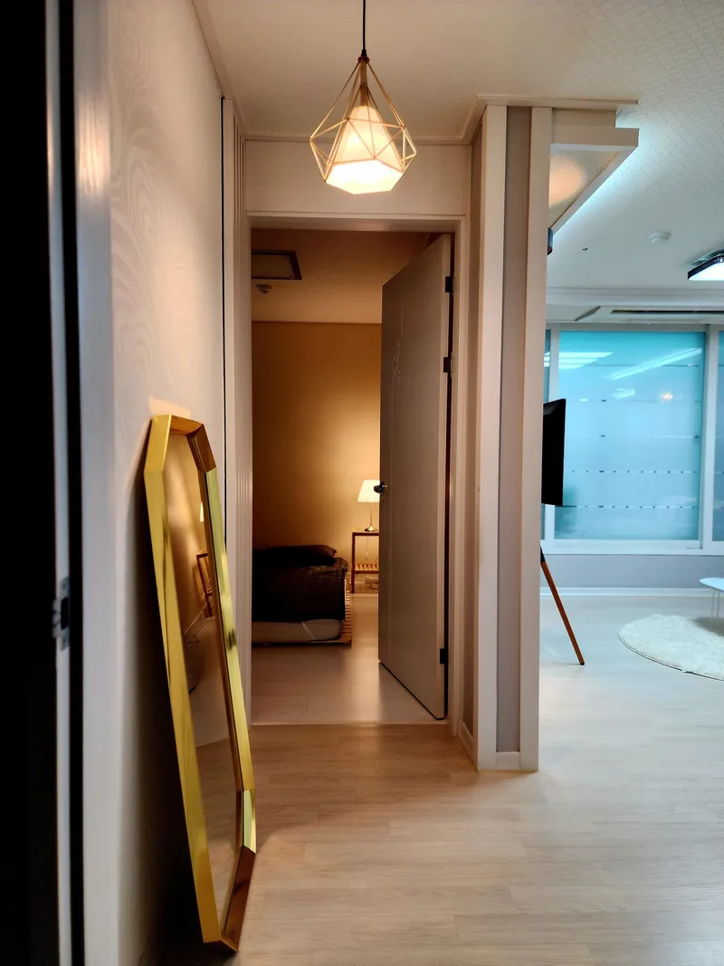 [Michuhol, Incheon] Jemulpo, Dohwa Station area 27 pyeong apartment Netflix 2