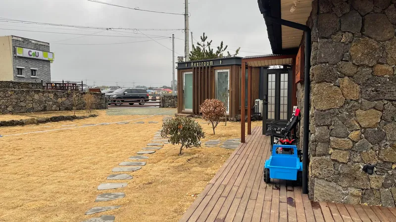 [제주 구좌] 평대해변 바로 앞 주택 (안채) 9
