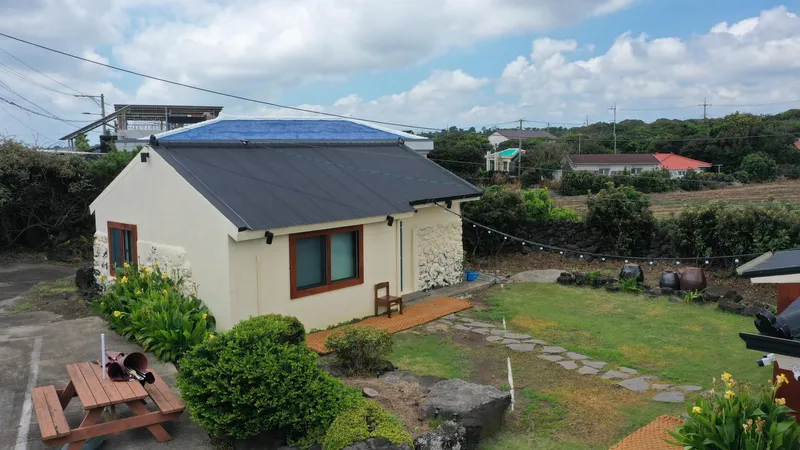 [Seongsan, Seogwipo] Ocean view, dolphin view, Olle trail course, 400-pyeong yard, emotional accommodation #pet 22
