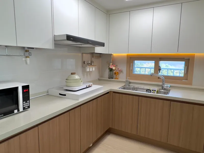 [Gangneung] Full ocean view from all rooms, 35 pyeong, 3 rooms/8 people/2-minute walk to the sea 44