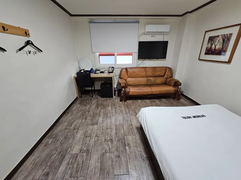 [Mokpo] Mokpo Peace Square 15-minute walk Hotel #Double Room A 5