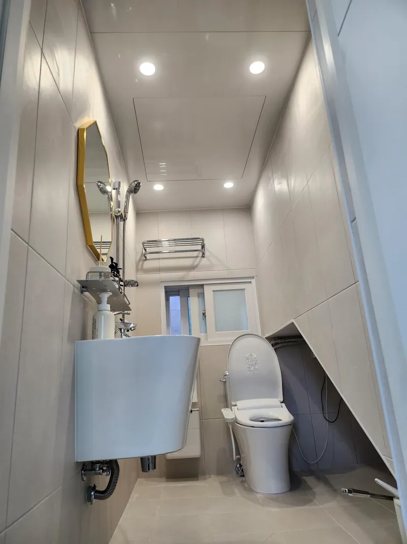 [Jongno, Seoul][Seoul Seochon] Adamchae 2nd floor, 5 minutes walk from the station 8