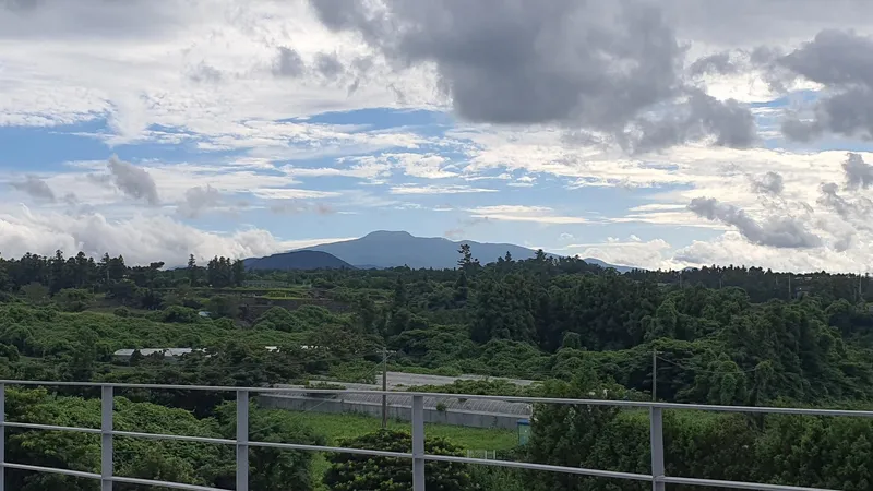 [Jocheon, Jeju] Fantastic sunset outside the window of Seonheul Jungsangan duplex pension 54