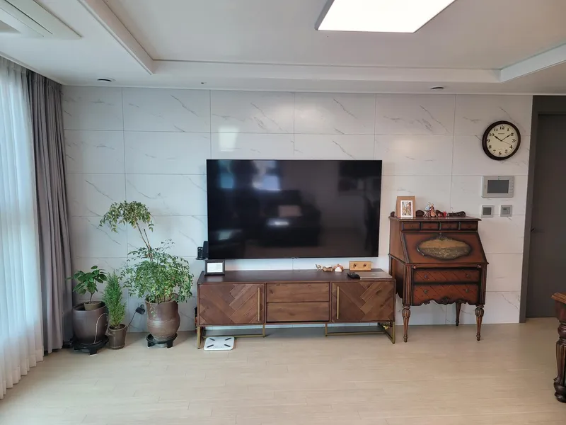 [Gangdong, Seoul] Newly built three-room apartment with forest view, 13th floor 2