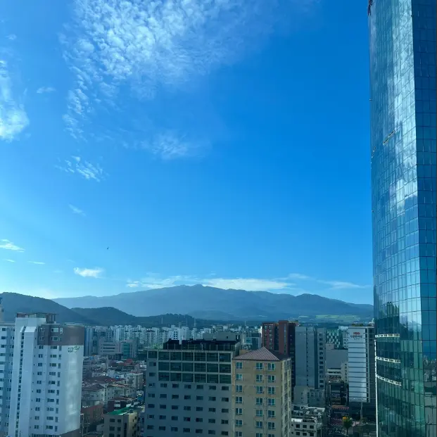 Jeju Nohyeong Newly built 3-room high-rise apartment with a clear view of Mt. Halla - main image